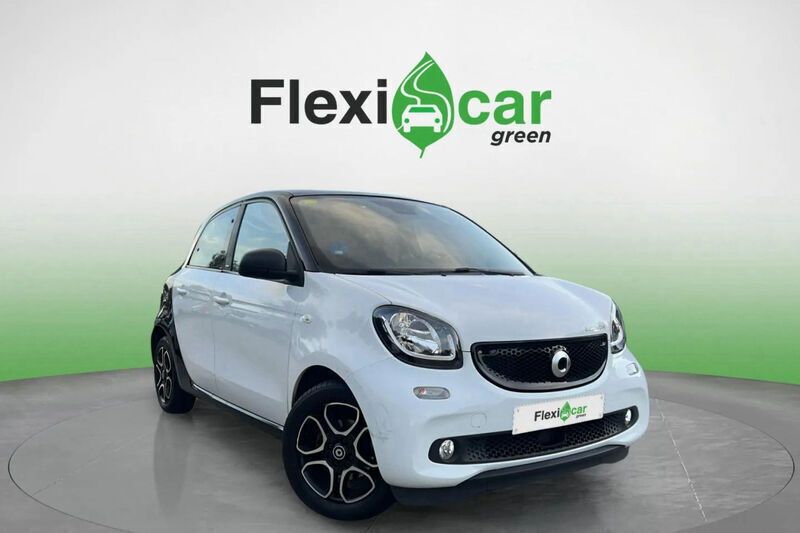 Blanco Usado 2018 Smart ForFour Electric Drive Utilitario | 7990 € - Imagen 1/4