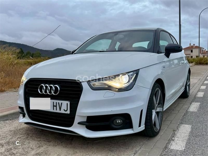 Blanco Usado 2014 Audi A1 Attraction Berlina | 10.500 € (Precio justo) - Imagen 1/4