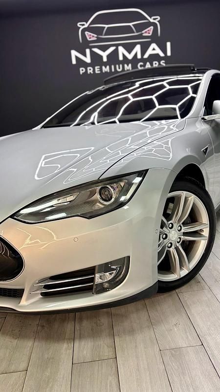 Usado Tesla Model S 309 kW (421 CV) 2016 Gris Utilitario
