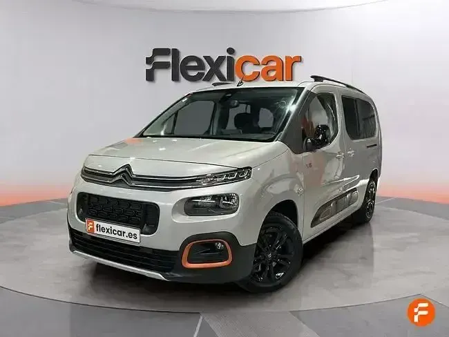 Usado Citroën Berlingo Shine 102 CV (75 kW) 2021 Gris Monovolumen