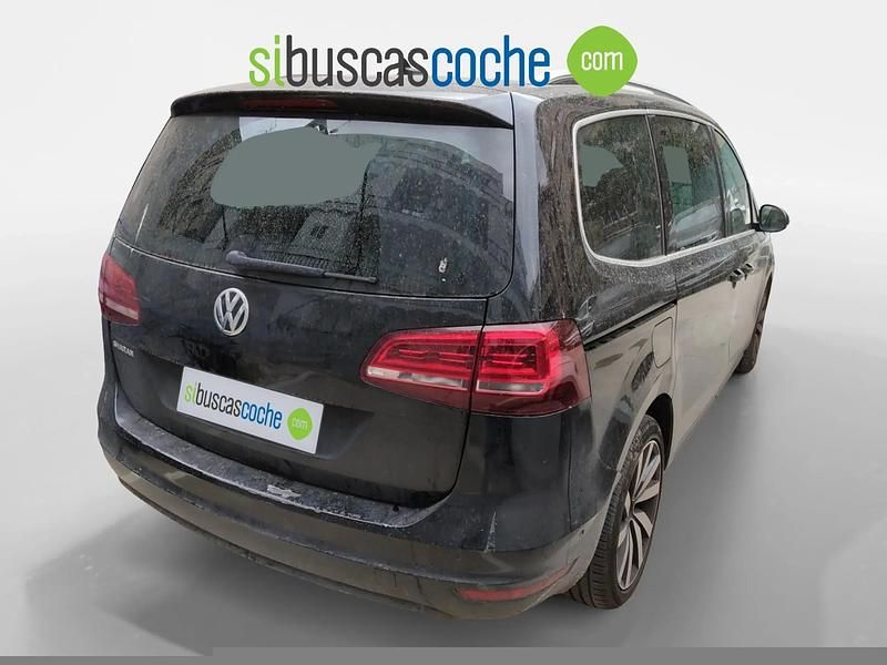 Usado VW Sharan 177 CV (130 kW) 2020 Negro Monovolumen