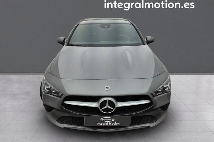 Usado Mercedes CLA180 Shooting Brake 115 CV (84 kW) 2020 Familiar