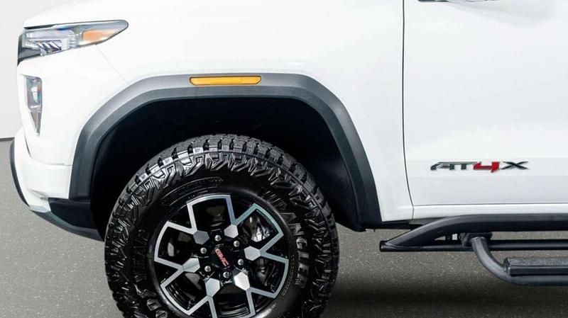 Usado GMC Canyon 314 CV (230 kW) 2025 Blanco Recogida