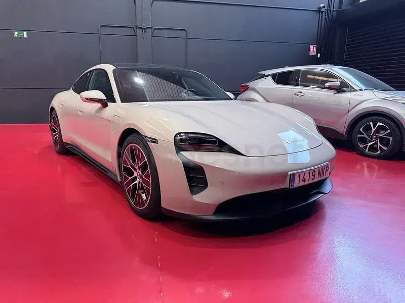 Usado Porsche Taycan 294 kW (400 CV) 2022 Eléctrico Berlina