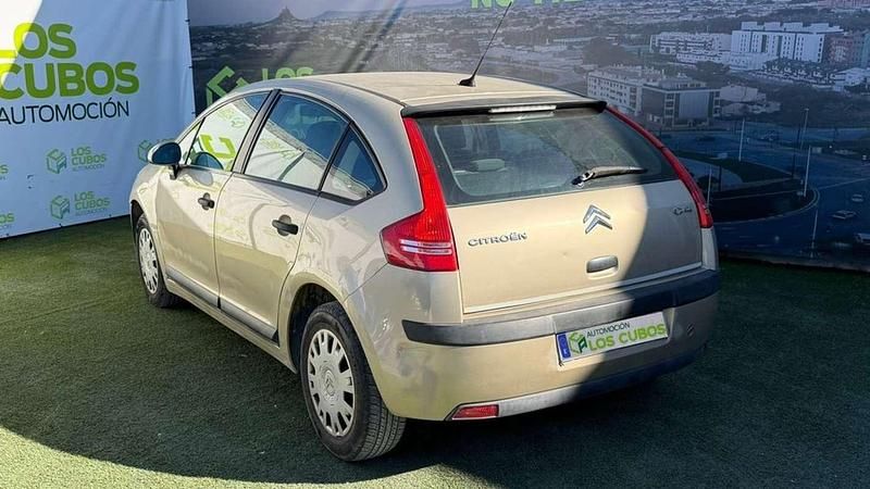 Usado Citroën C4 Exclusive 109 CV (80 kW) 2008 Marrón Utilitario