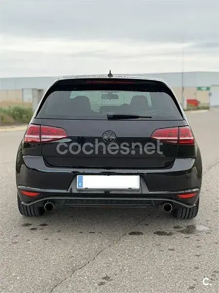 Usado VW Golf VII GTI 220 CV (161 kW) 2014 Negro Berlina