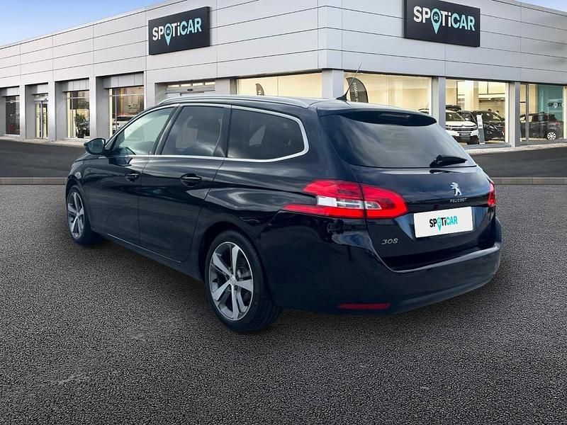 Usado Peugeot 308 SW Allure 130 CV (95 kW) 2017 Azul Familiar