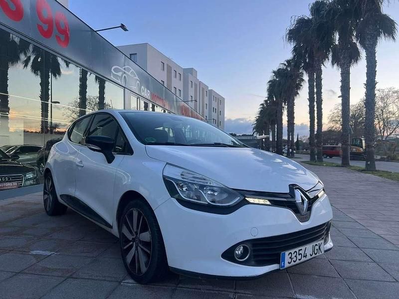 Usado Renault Clio IV Business 90 CV (66 kW) 2015 Blanco Utilitario
