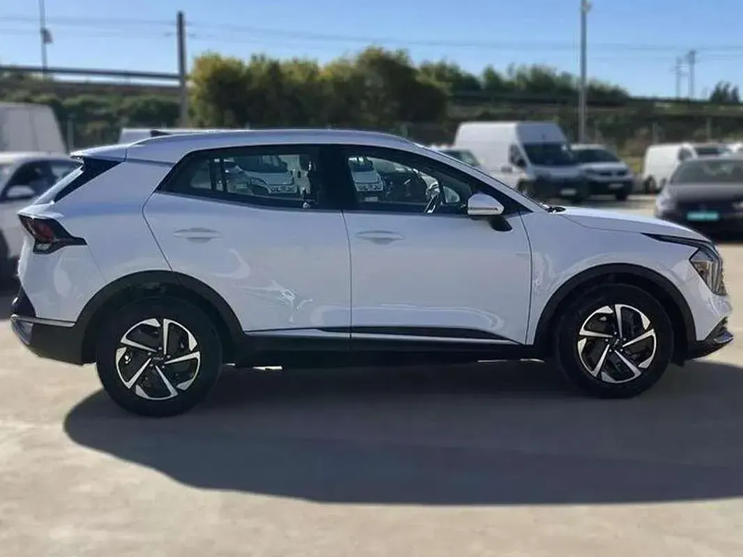 Usado Kia Sportage 230 CV (169 kW) 2023 Blanco SUV