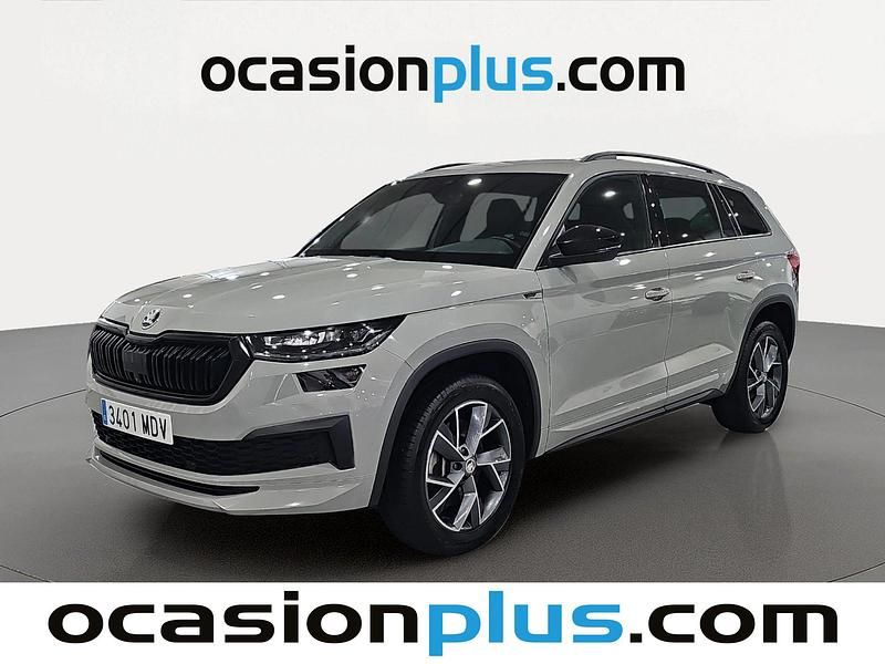 Usado Skoda Kodiaq SportLine 150 CV (110 kW) 2023 Gris SUV