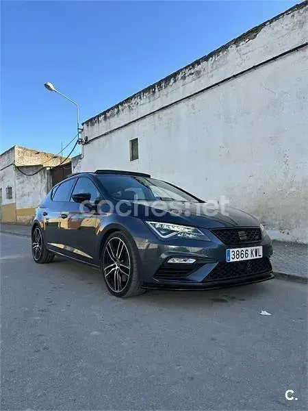 Usado Seat Leon CUPRA 290 CV (213 kW) 2019 Gris / plata Berlina