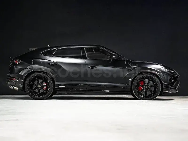 Usado Lamborghini Urus 666 CV (489 kW) 2023 Negro SUV