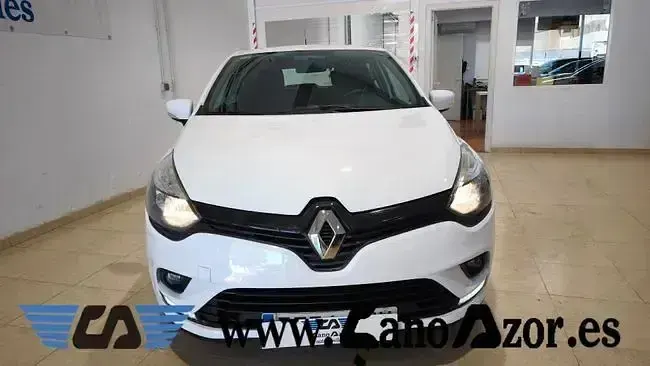 Usado Renault Clio IV Business 90 CV (66 kW) 2018 Blanco