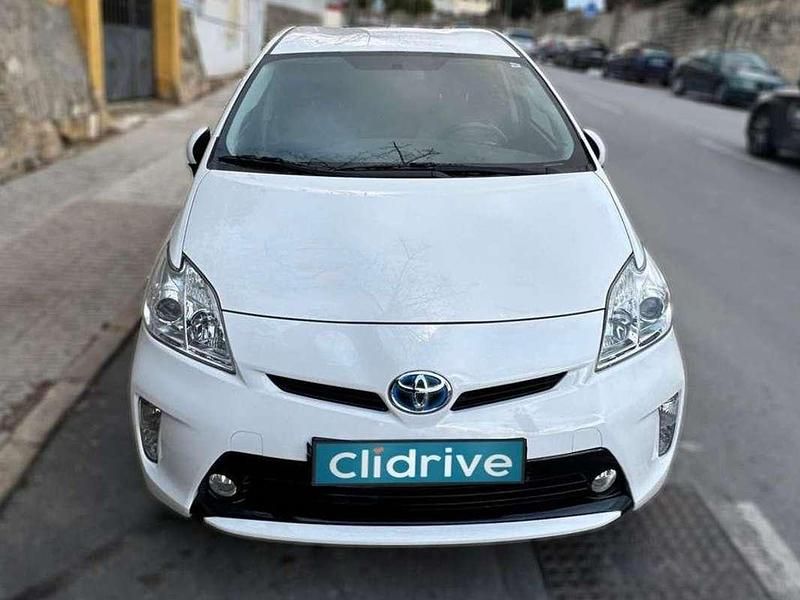 Usado Toyota Prius Advance 136 CV (100 kW) 2012 Blanco Monovolumen