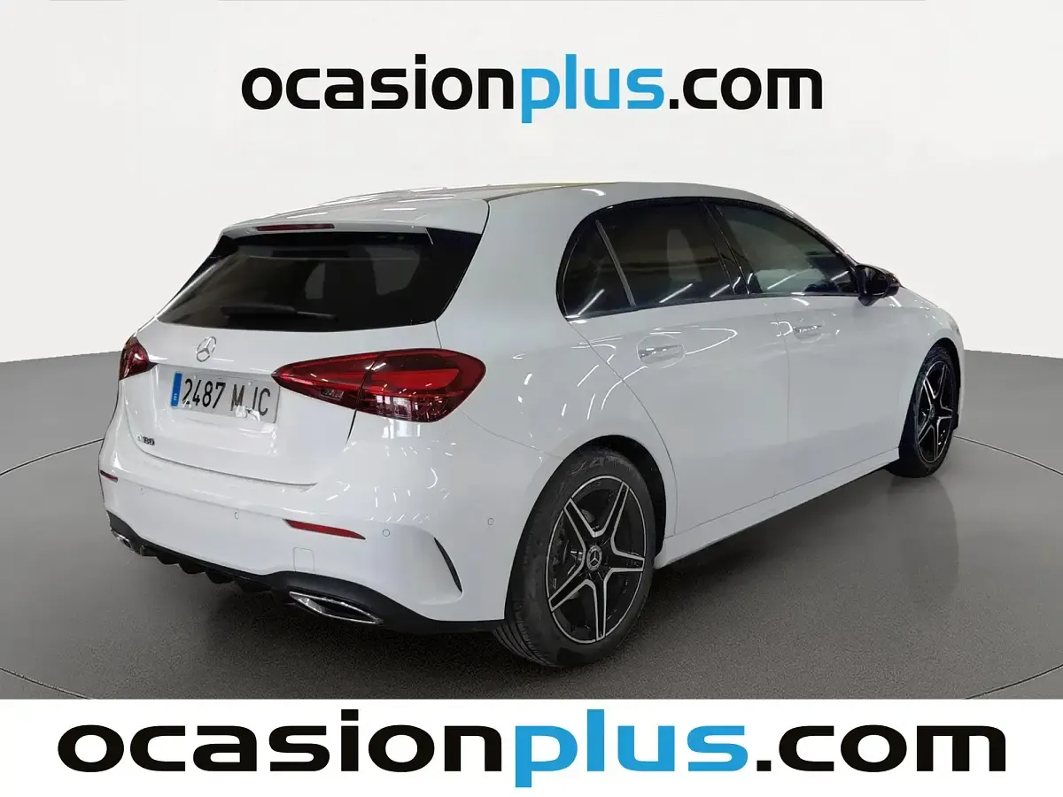 Usado Mercedes A180 AMG 136 CV (100 kW) 2023 Blanco Utilitario