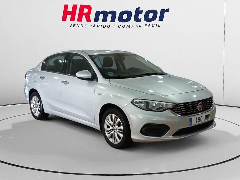 Gris Usado 2016 Fiat Tipo Easy Berlina | 7610 € (Precio justo) - Imagen 1/4