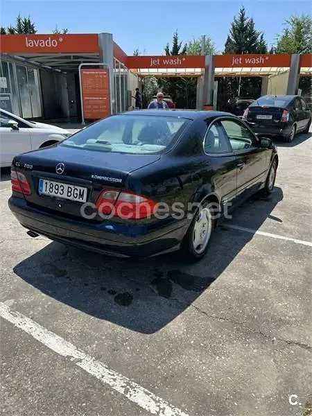 Usado Mercedes CLK200 Elegance 163 CV (119 kW) 2001 Azul Coupe