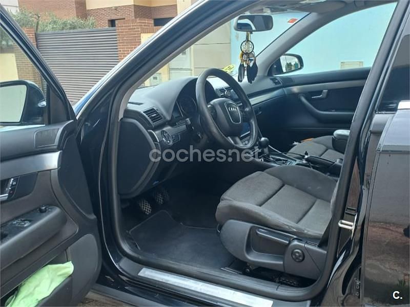 Usado Audi A4 Sport 130 CV (95 kW) 2005 Negro Berlina
