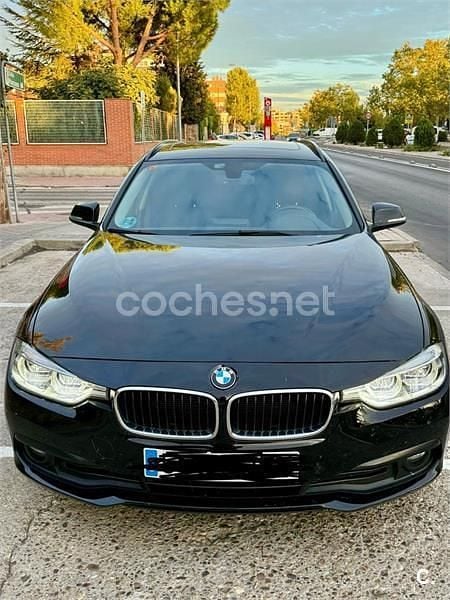 Negro Usado 2017 BMW 318 Performance Berlina | 14.300 € (Buen precio) - Imagen 1/4