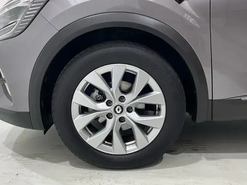 Usado Renault Captur Zen 140 CV (102 kW) 2021 Gris SUV