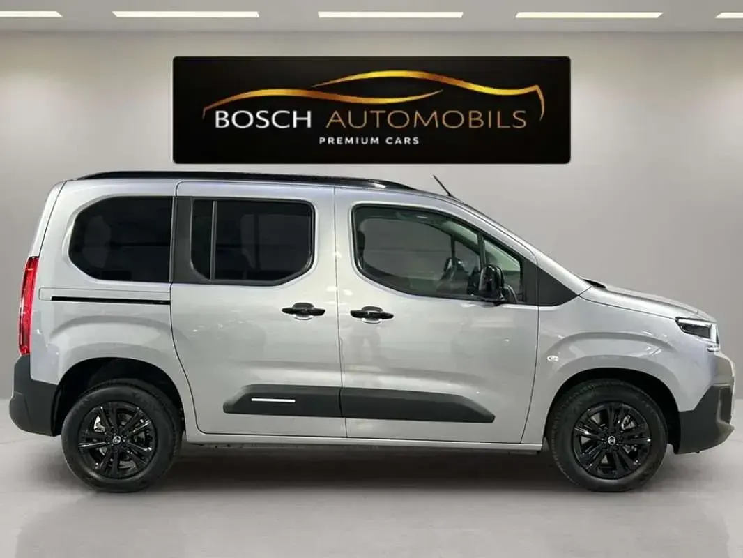 Usado Citroën Berlingo 102 CV (75 kW) 2025 Gris Monovolumen