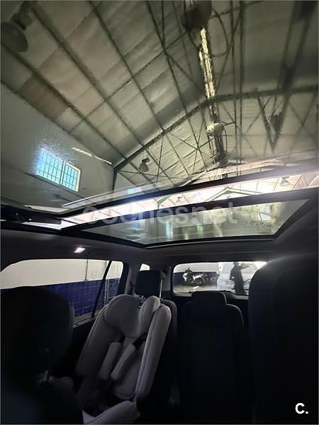 Negro Usado 2019 VW Touran Advance Monovolumen | 18.000 € (Precio justo) - Imagen 1/4