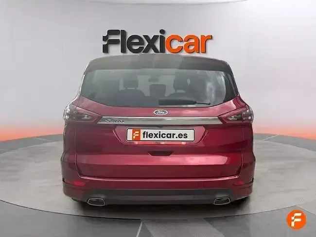 Usado Ford S-MAX Titanium 180 CV (132 kW) 2017 Rojo Monovolumen