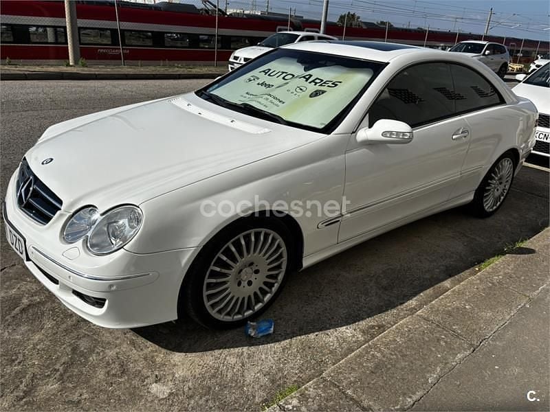 Usado Mercedes CLK280 231 CV (169 kW) 2006 Blanco Coupe