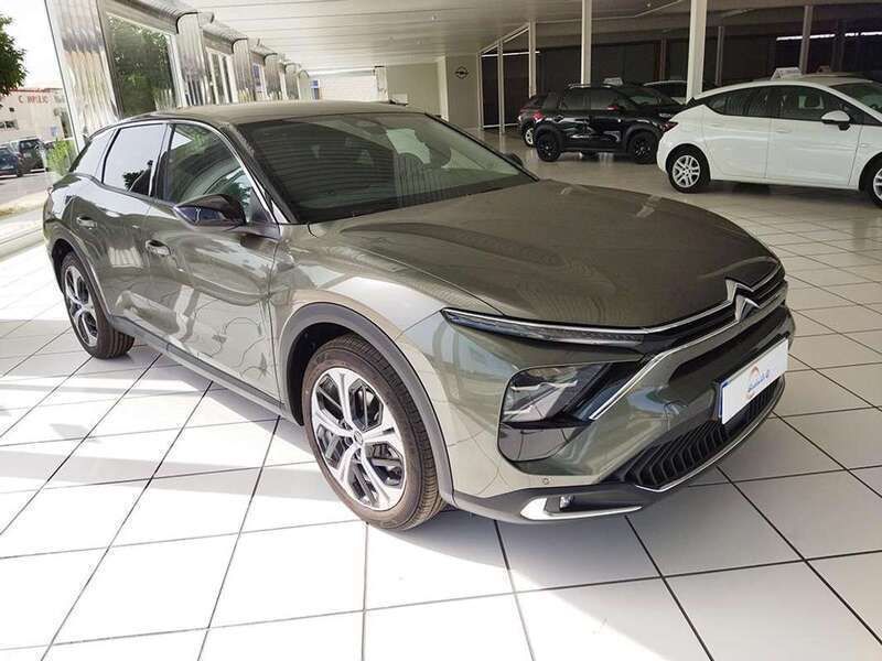 Gris Usado 2023 Citroën C5 X Feel Berlina | 22.240 € (Precio justo) - Imagen 1/4