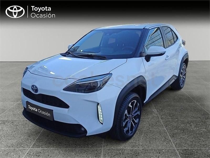 Usado Toyota Yaris Cross Active 116 CV (85 kW) 2023 Blanco SUV