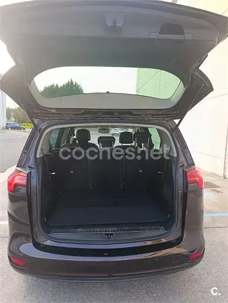 Usado Opel Zafira Tourer Excellence 136 CV (100 kW) 2014 Negro Monovolumen