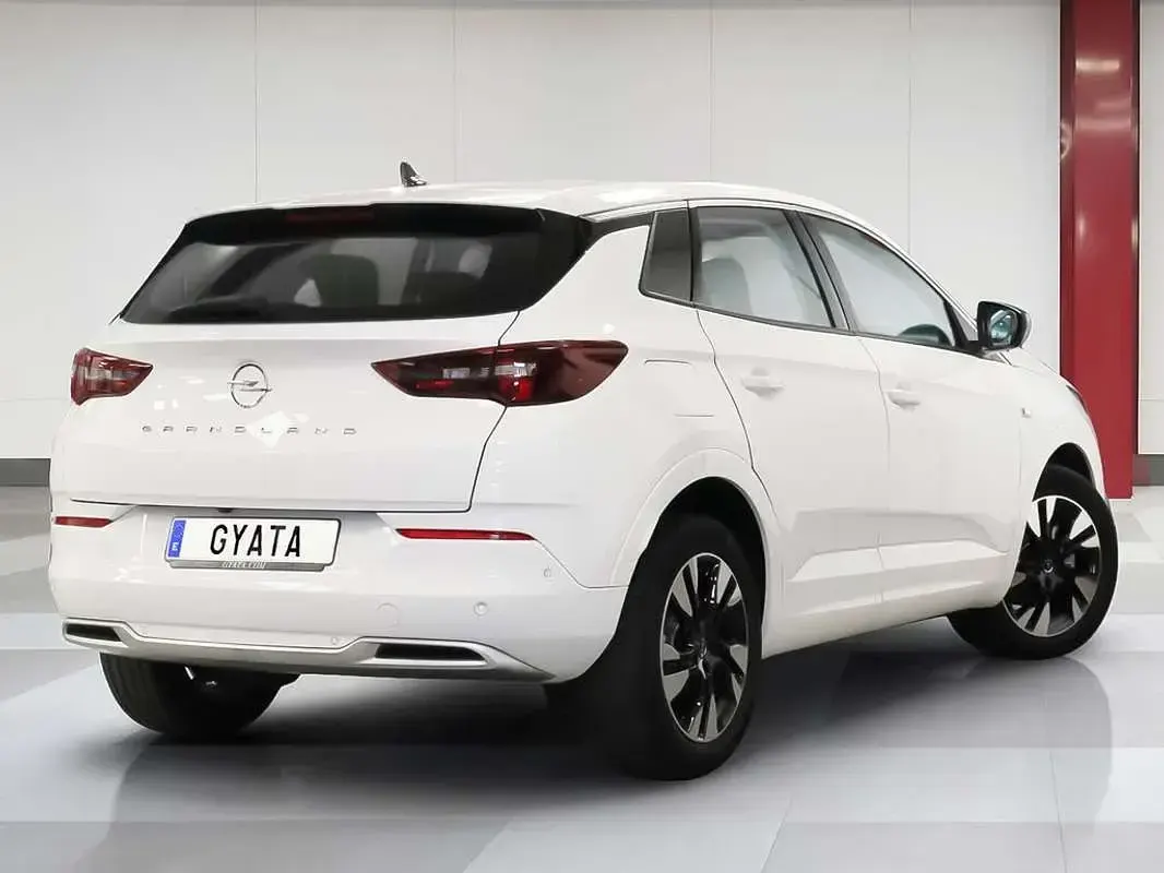 Usado Opel Grandland X Design & Tech 131 CV (96 kW) 2023 Blanco SUV