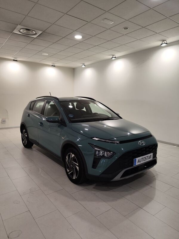 Verde Usado 2023 Hyundai Bayon SUV | 16.900 € (Precio justo) - Imagen 1/4