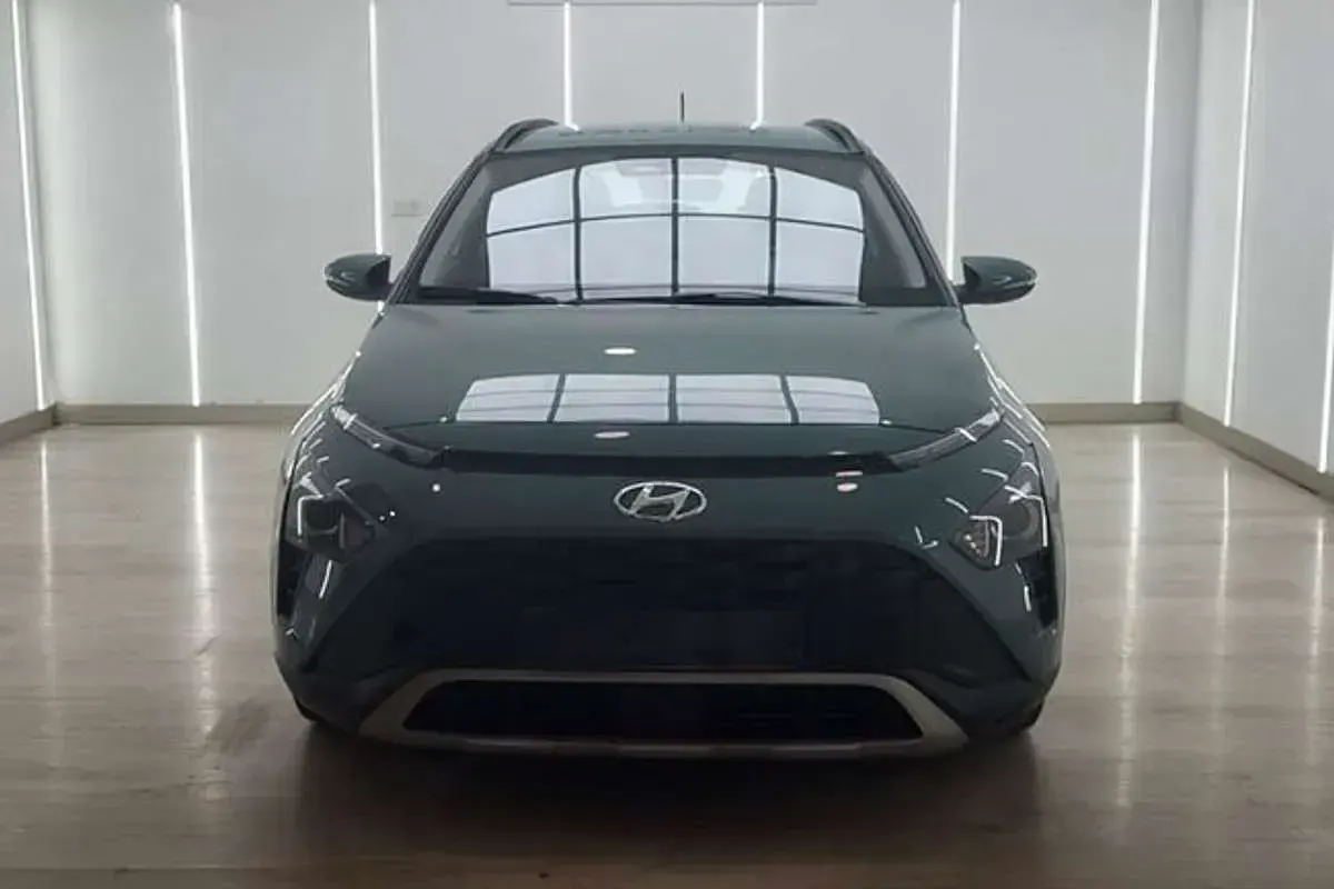 Usado Hyundai Bayon 101 CV (74 kW) 2023 Verde SUV