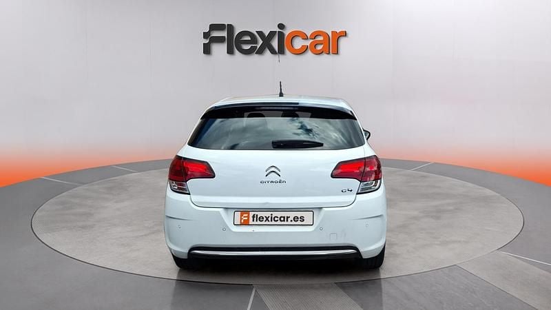 Usado Citroën C4 Live 110 CV (80 kW) 2017 Blanco Berlina