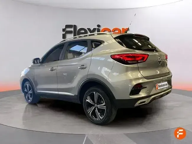 Usado MG ZS Comfort 106 CV (77 kW) 2022 Gris SUV