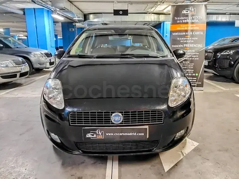 Usado Fiat Grande Punto Dynamic 77 CV (56 kW) 2006 Negro Utilitario