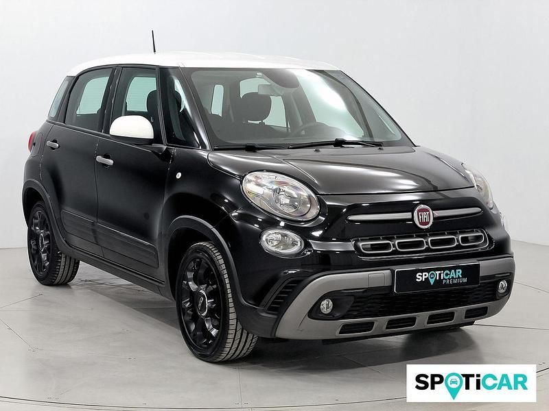 Usado Fiat 500L Cross 95 CV (69 kW) 2021 Negro Monovolumen