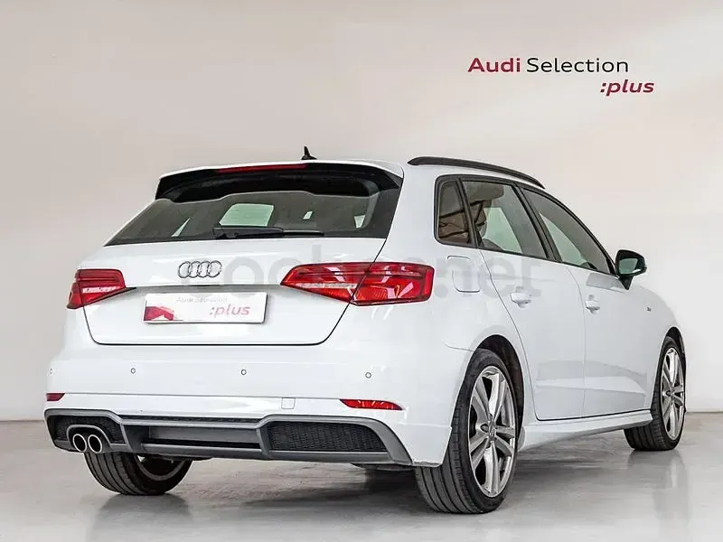 Usado Audi A3 S-Line 150 CV (110 kW) 2019 Blanco Berlina