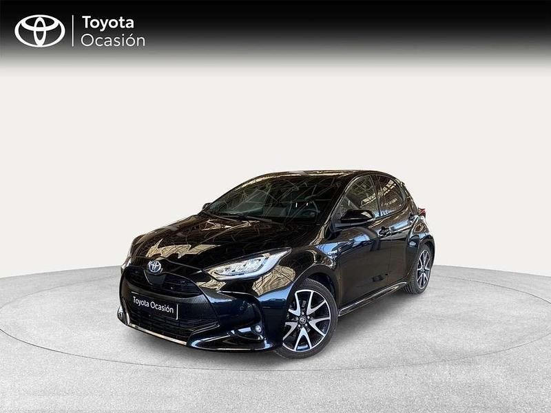 Negro Usado 2021 Toyota Yaris Hybrid Style Utilitario | 15.990 € (Precio justo) - Imagen 1/4