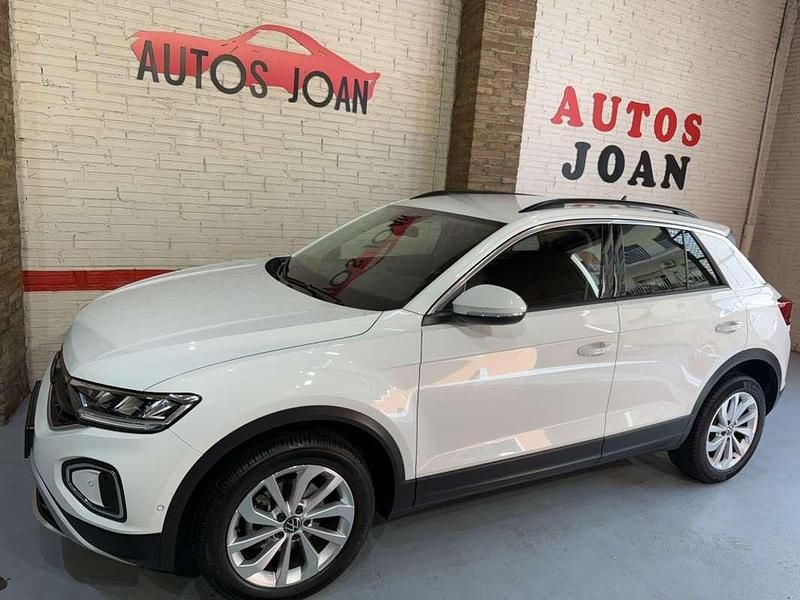 Usado VW T-Roc Life 110 CV (80 kW) 2023 Blanco SUV