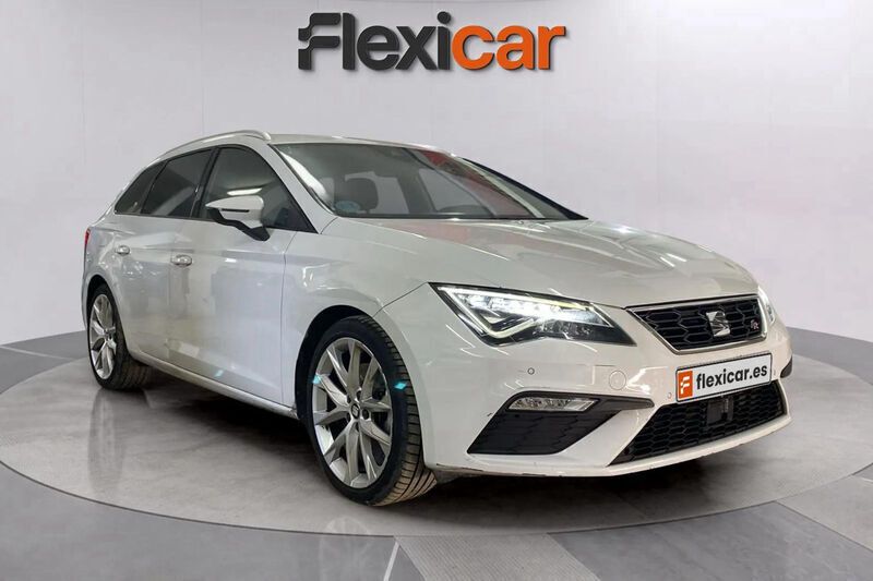 Blanco Usado 2019 Seat Leon ST FR Familiar | 14.970 € (Precio justo) - Imagen 1/4