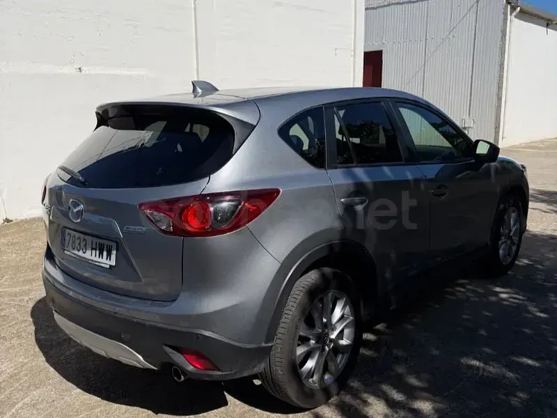 Usado Mazda CX-5 Luxury 175 CV (128 kW) 2014 Gris / plata SUV