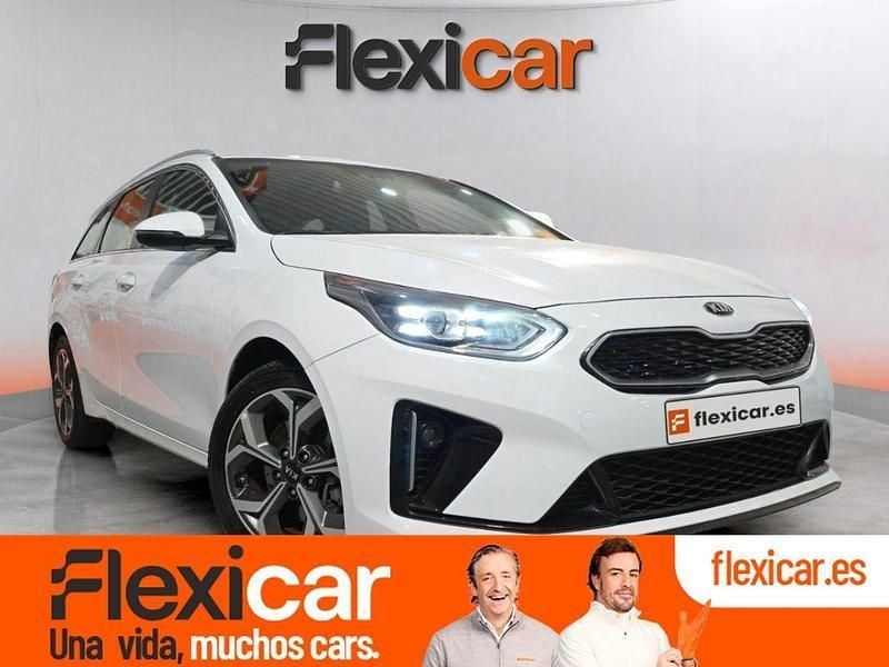 Blanco Usado 2021 Kia Ceed GT-Line Familiar | 16.990 € (Precio justo) - Imagen 1/4