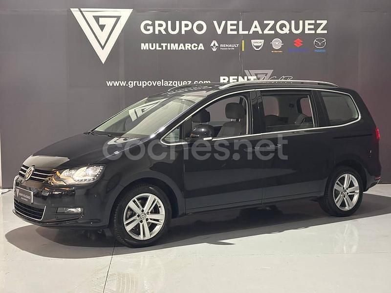 Negro Usado 2020 VW Sharan Advance Monovolumen | 28.490 € (Un poco caro) - Imagen 1/4