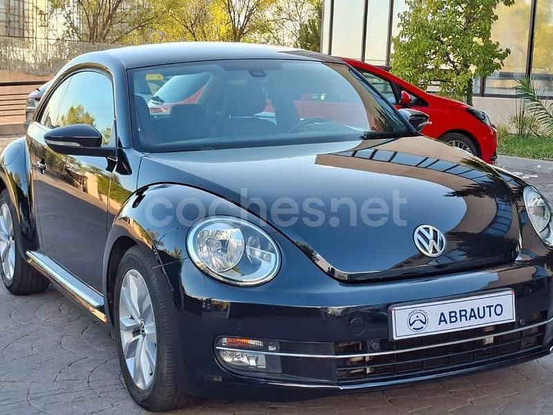 Negro Usado 2015 VW Beetle Design Berlina | 13.500 € (Precio justo) - Imagen 1/4