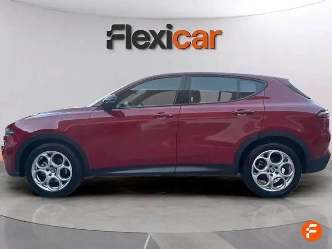 Usado Alfa Romeo Tonale Sprint 131 CV (96 kW) 2023 Rojo SUV
