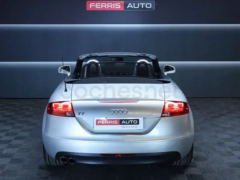 Usado Audi TT Roadster Premium 200 CV (147 kW) 2008 Gris / plata Descapotable