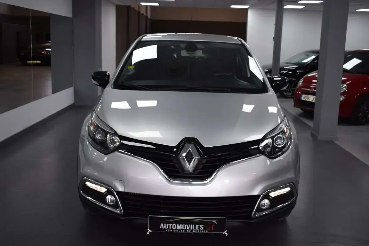 Usado Renault Captur 110 CV (80 kW) 2016 SUV