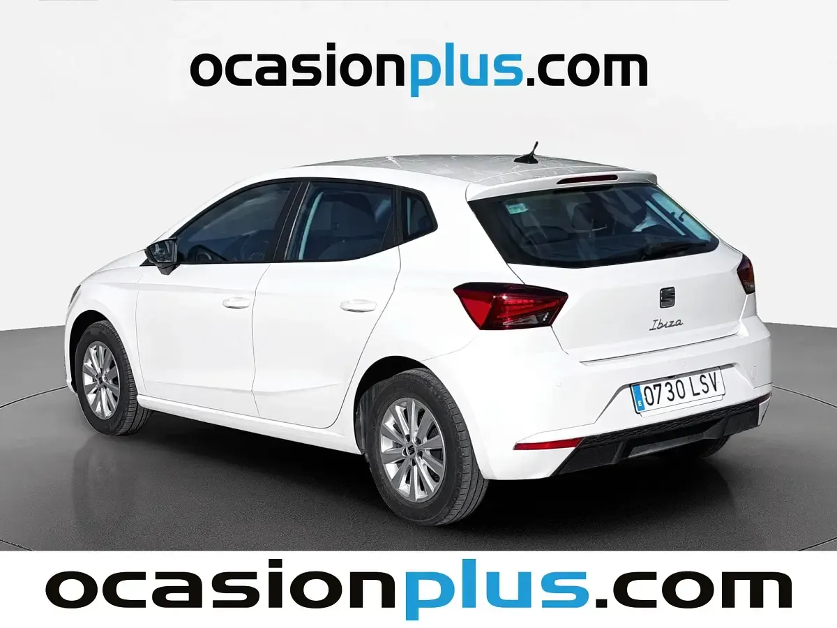 Usado Seat Ibiza Style Plus 90 CV (66 kW) 2021 Blanco Utilitario